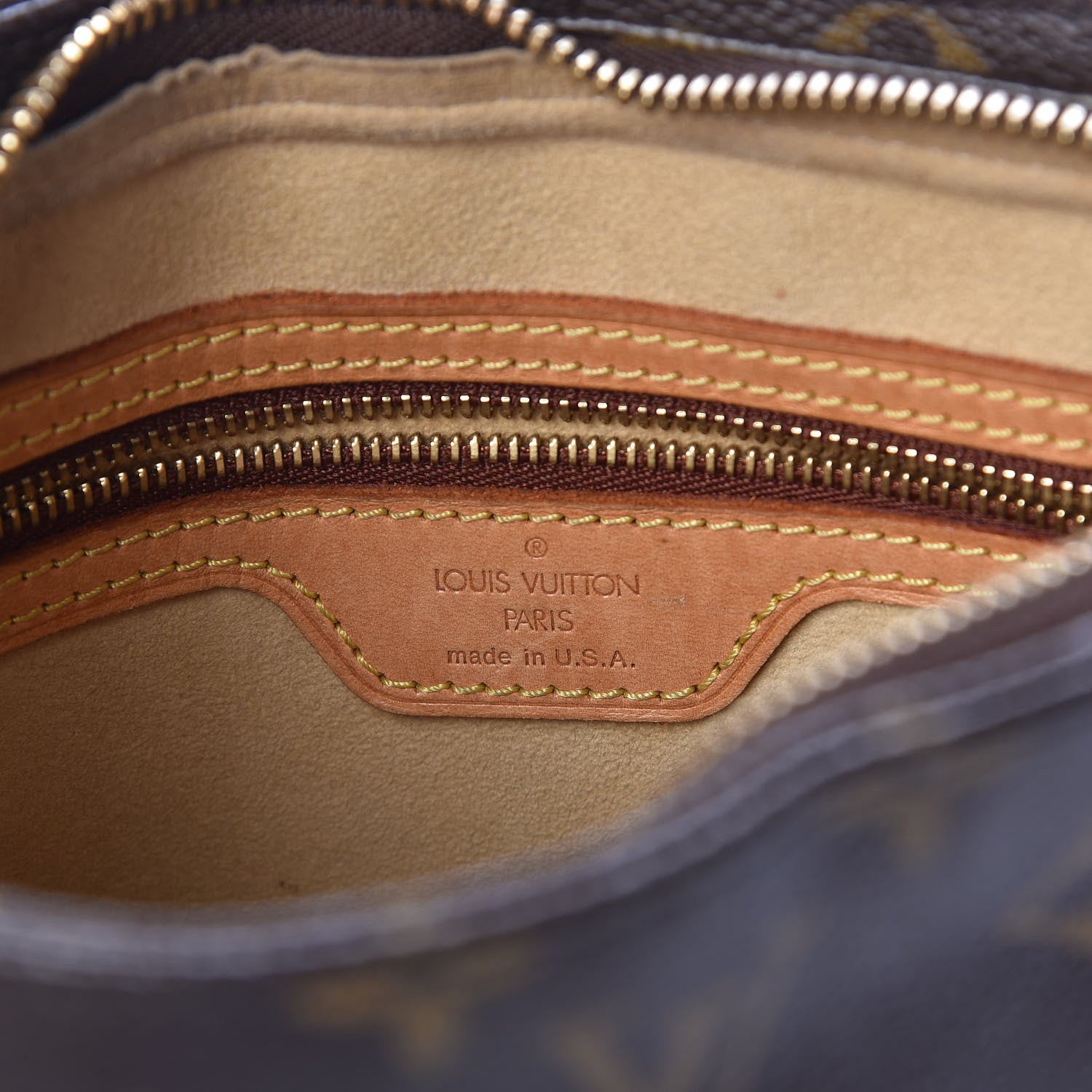 Louis Vuitton Monogram Looping MM 7 of 11