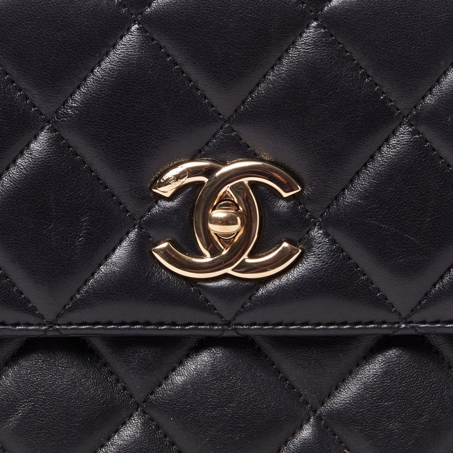 Lambskin Quilted Medium Trendy CC Flap Dual Handle Bag Black