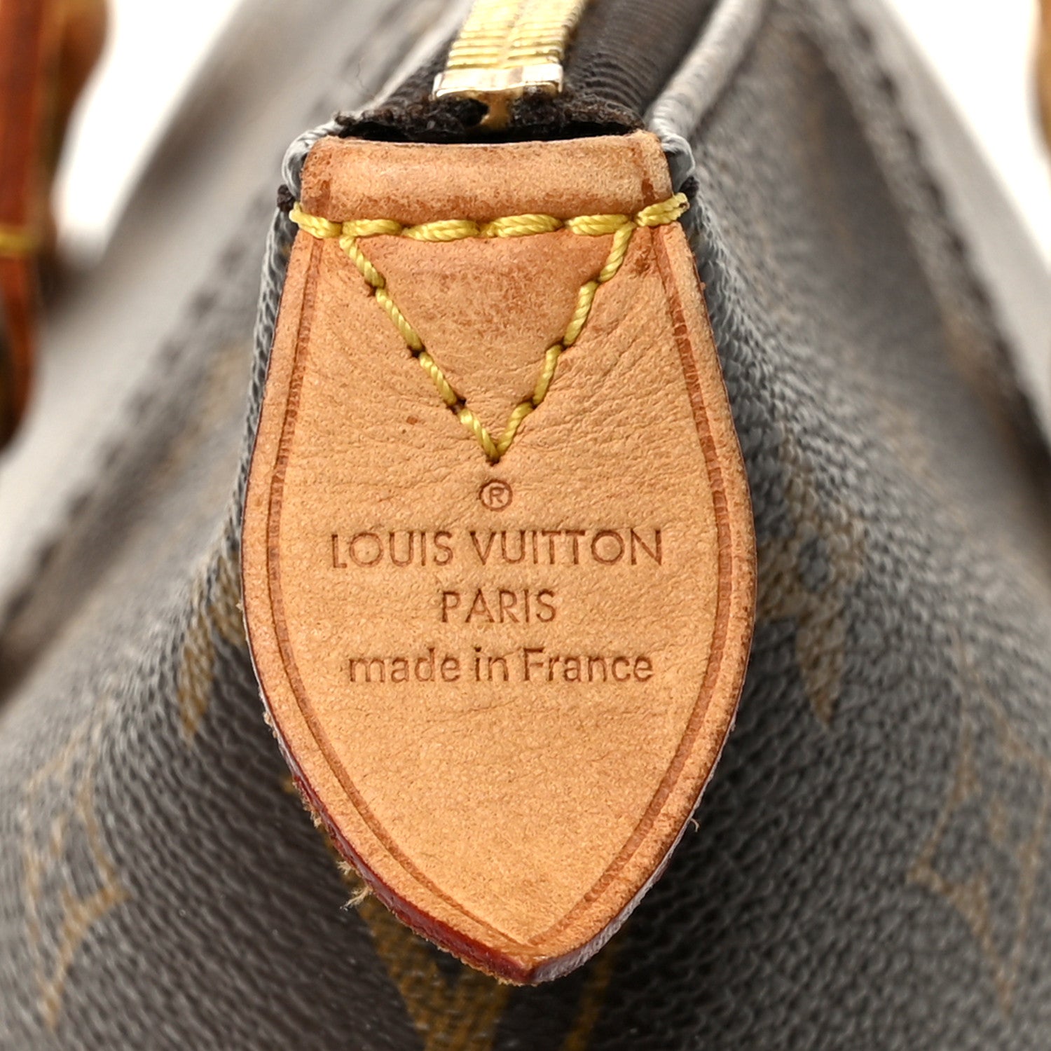 Louis Vuitton Monogram Totally MM 6 of 12