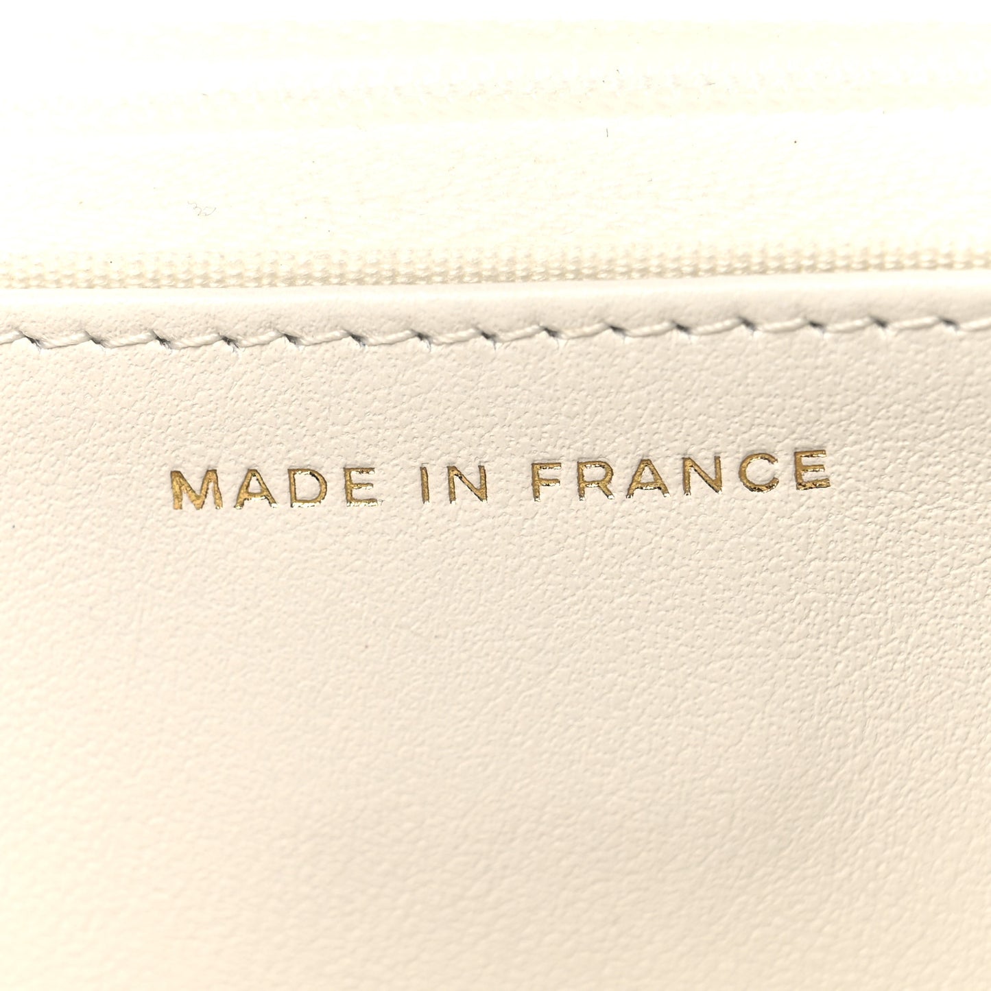 Caviar Quilted Wallet On Chain WOC White