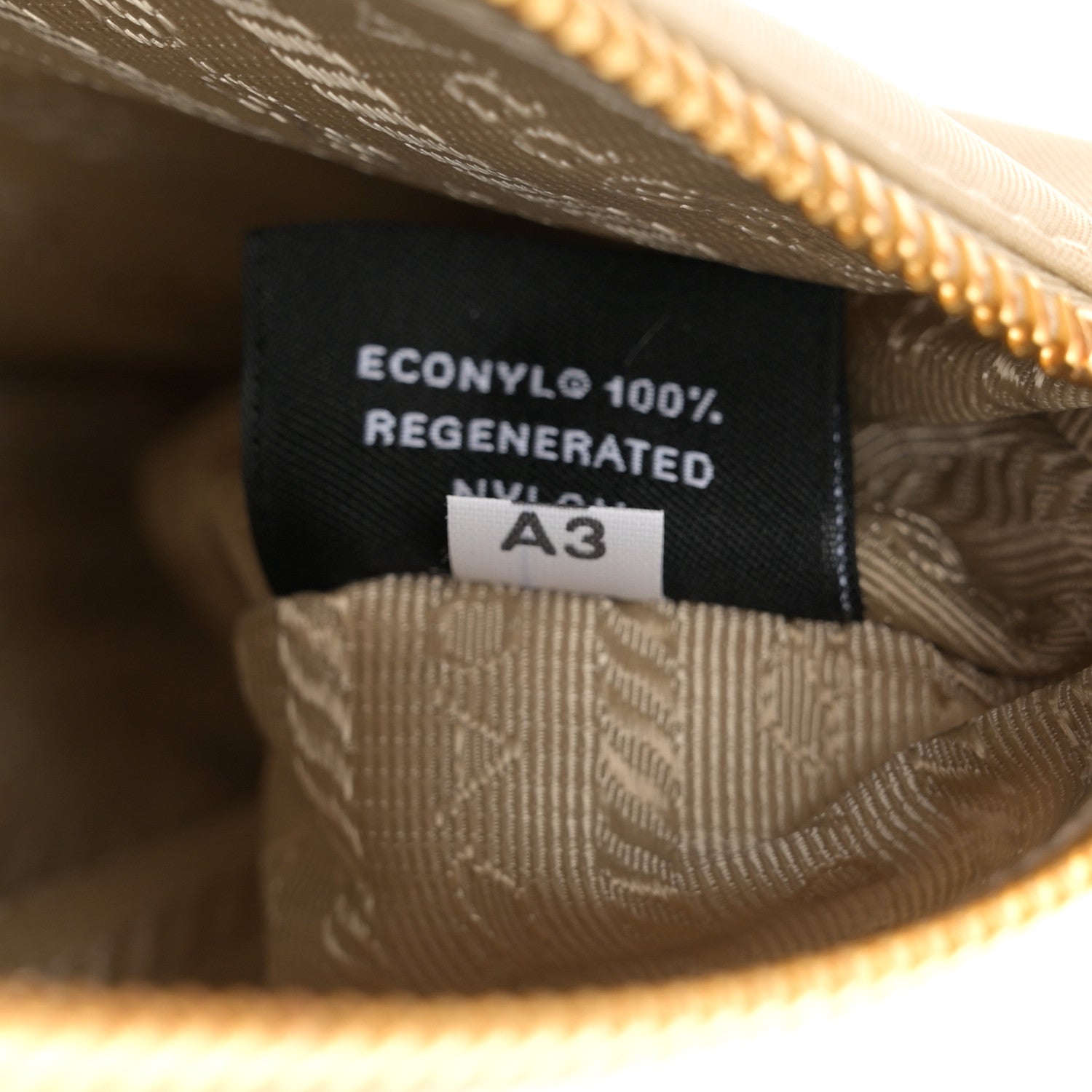 Prada Re-Nylon Spazzolato Re-Edition 2002 Shoulder Bag Deserto 7 of 11