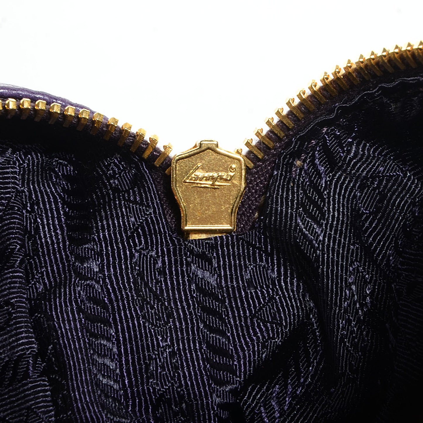 Nappa Rosette Camera Crossbody Viola