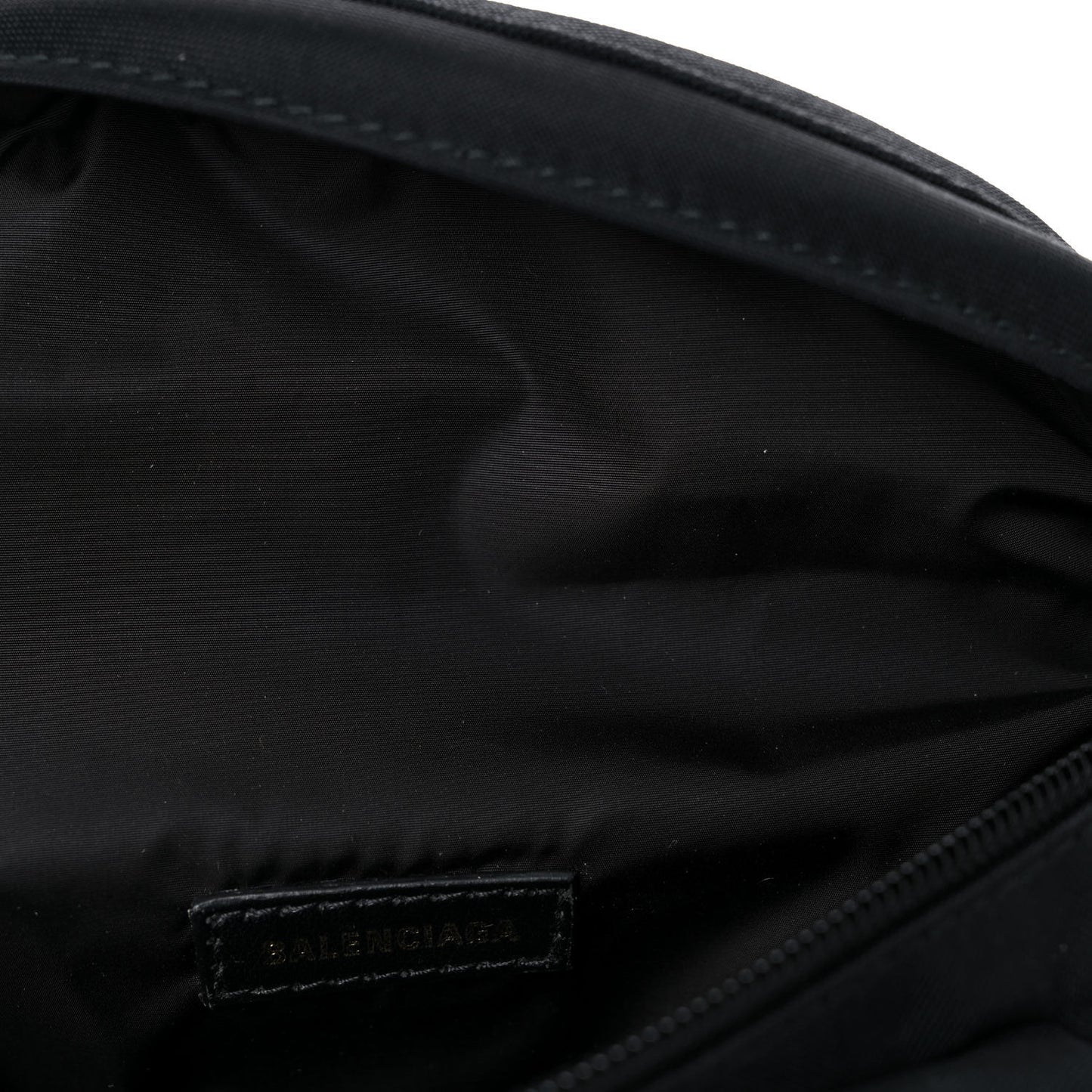Sport Nylon Logo Embroidered Wheel Belt Bag Black White