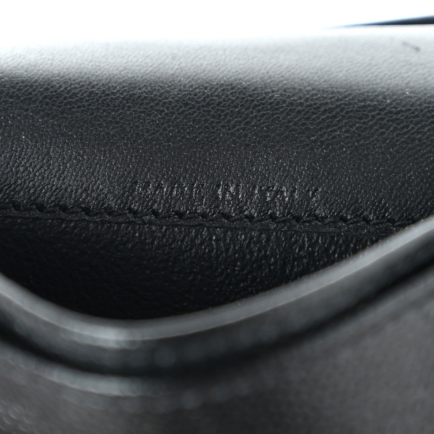Saint Laurent Grain De Poudre Matelasse Chevron Monogram Flap Card Case Black 7 of 11