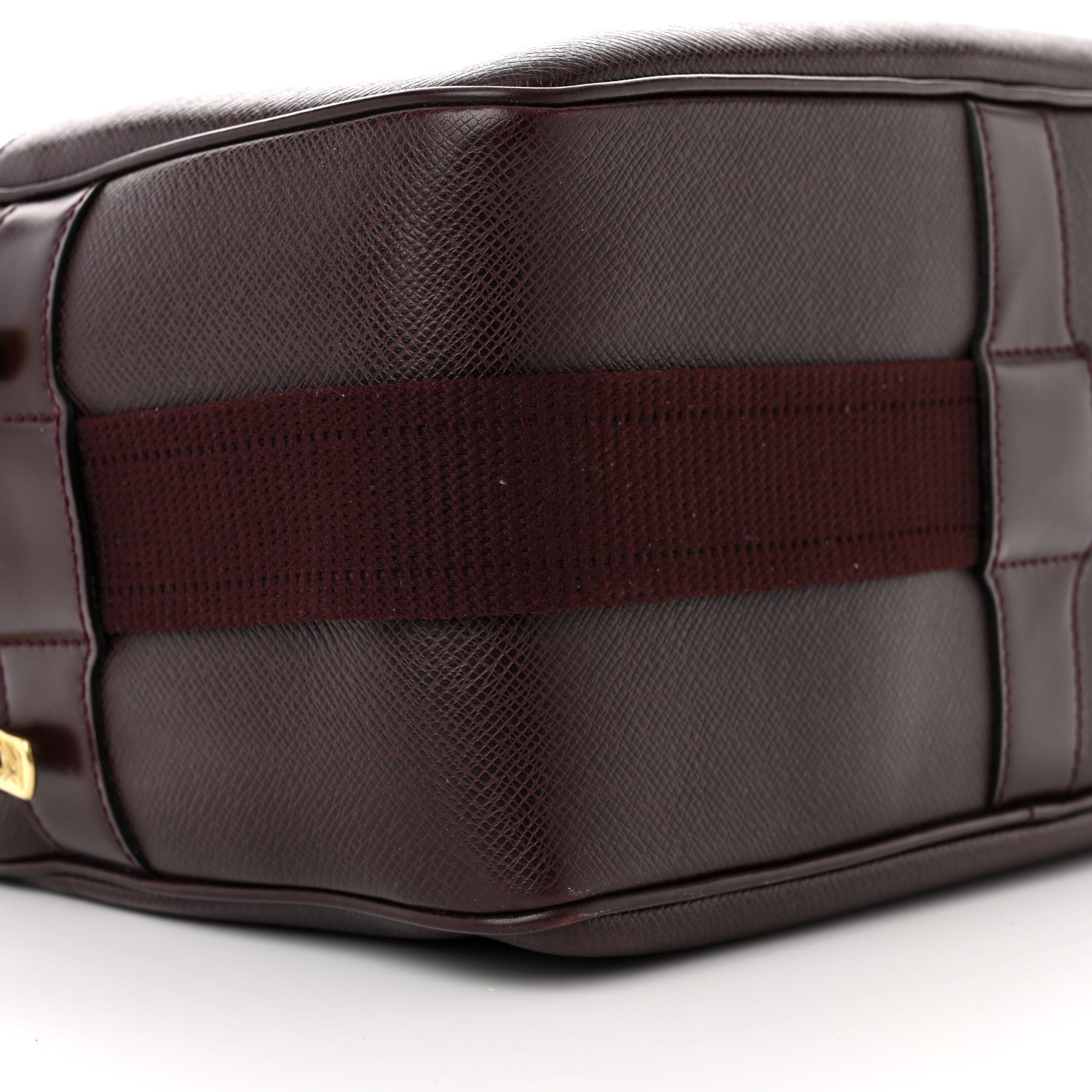Louis Vuitton Taiga Reporter Messenger Acajou 9 of 12