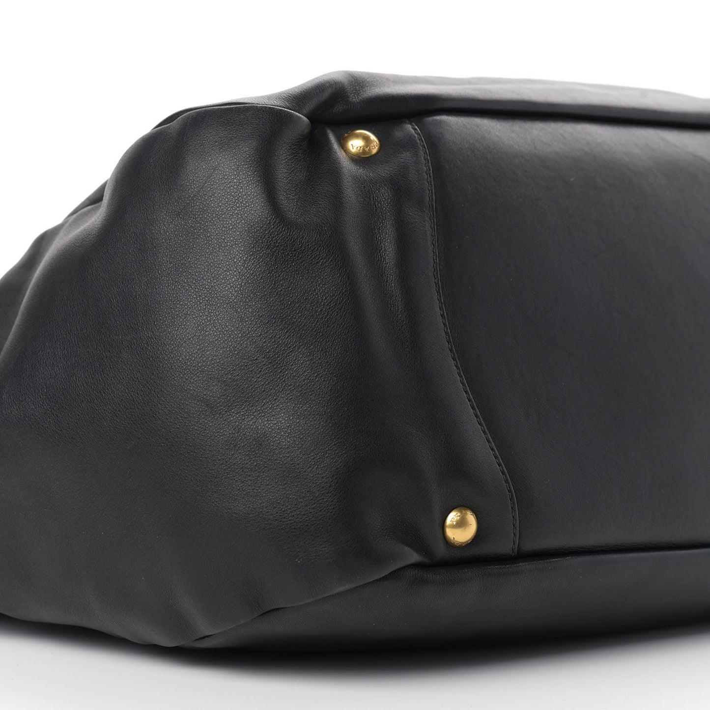 Soft Calf Chain Tote Black