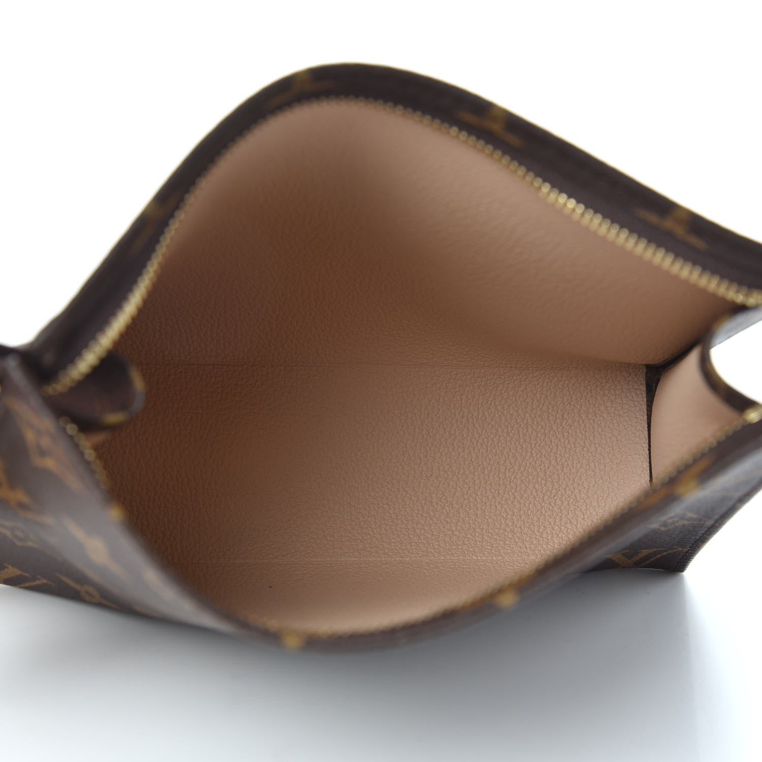 Louis Vuitton Monogram Toiletry Pouch 19 5 of 9