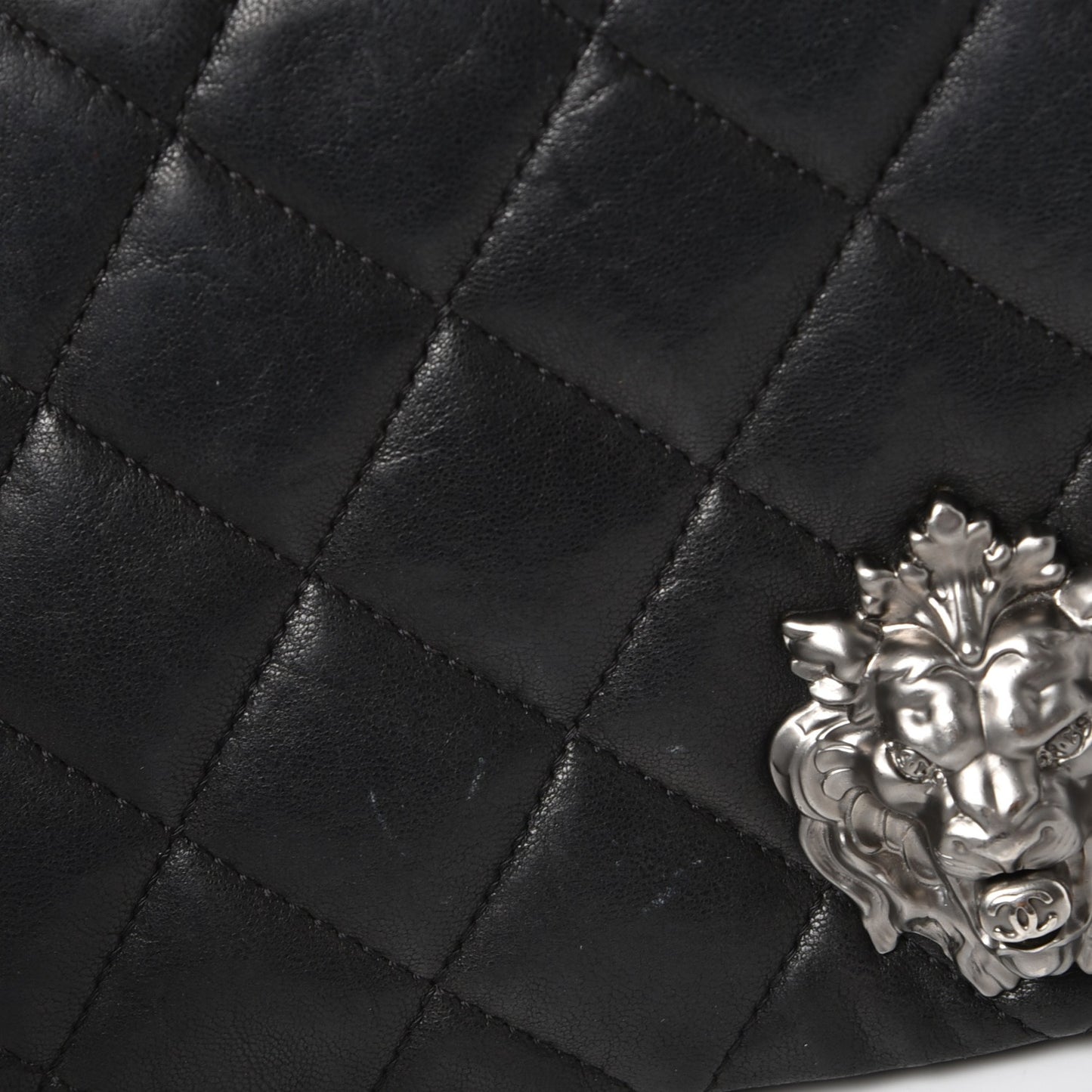 Lambskin Quilted Medium Leo Lion Flap Clutch Black