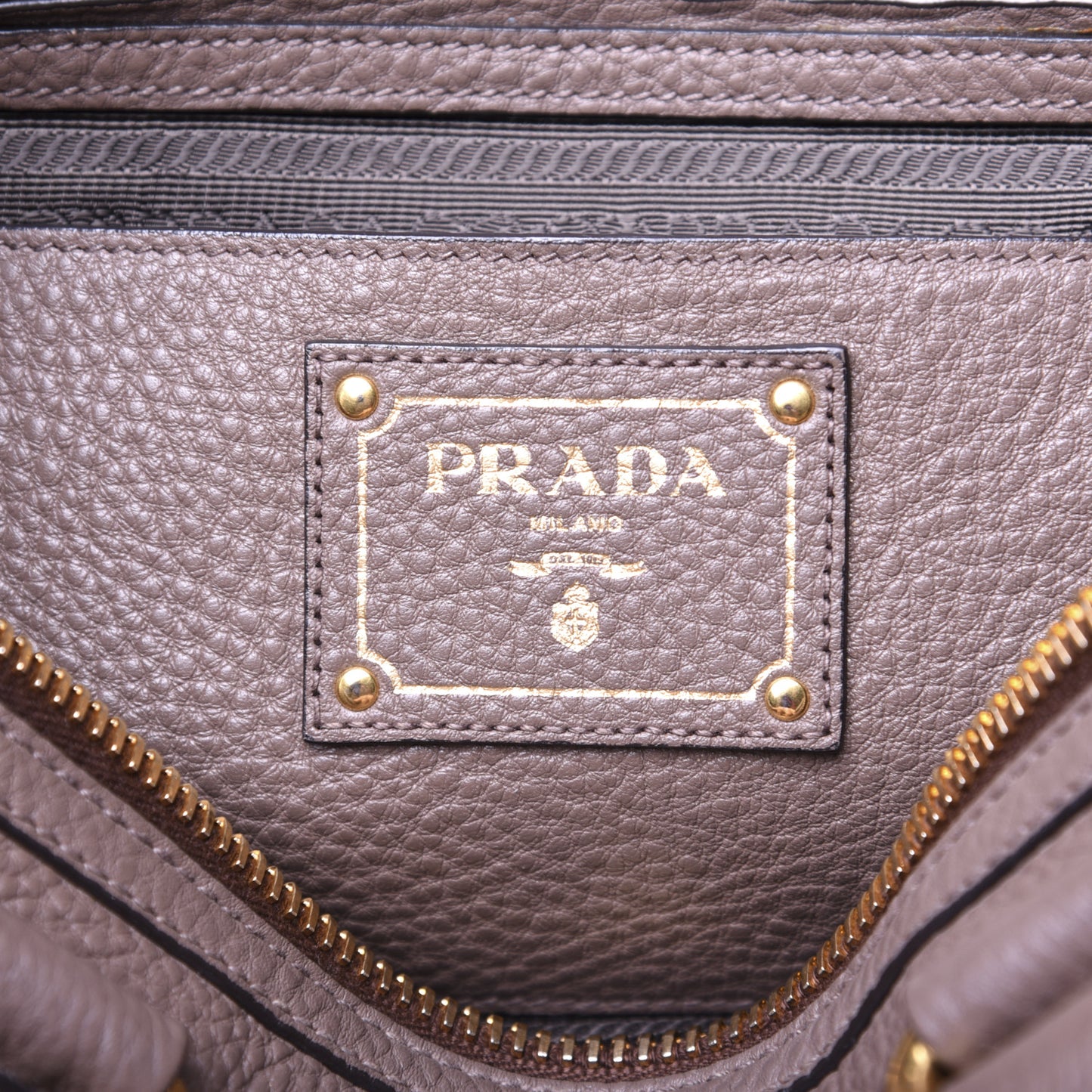 Vitello Daino Shopping Satchel Argilla