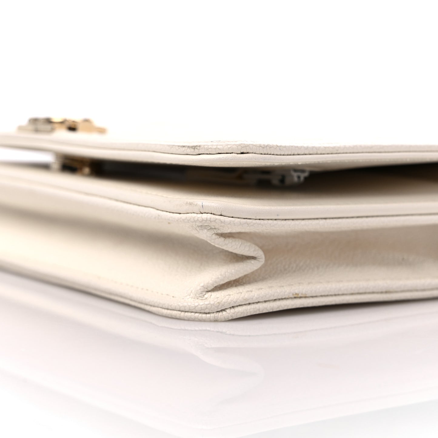 Caviar Chevron Boy Wallet On Chain WOC White