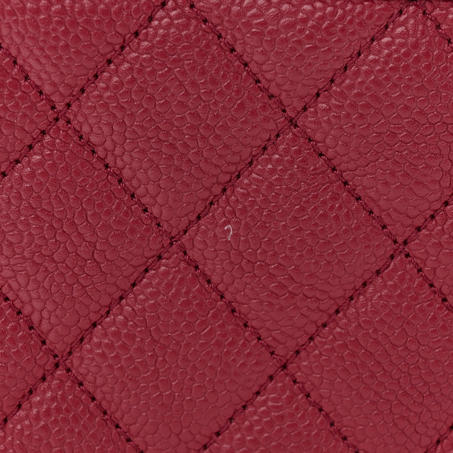 Caviar Quilted Small CC Filigree Vanity Case Burgundy