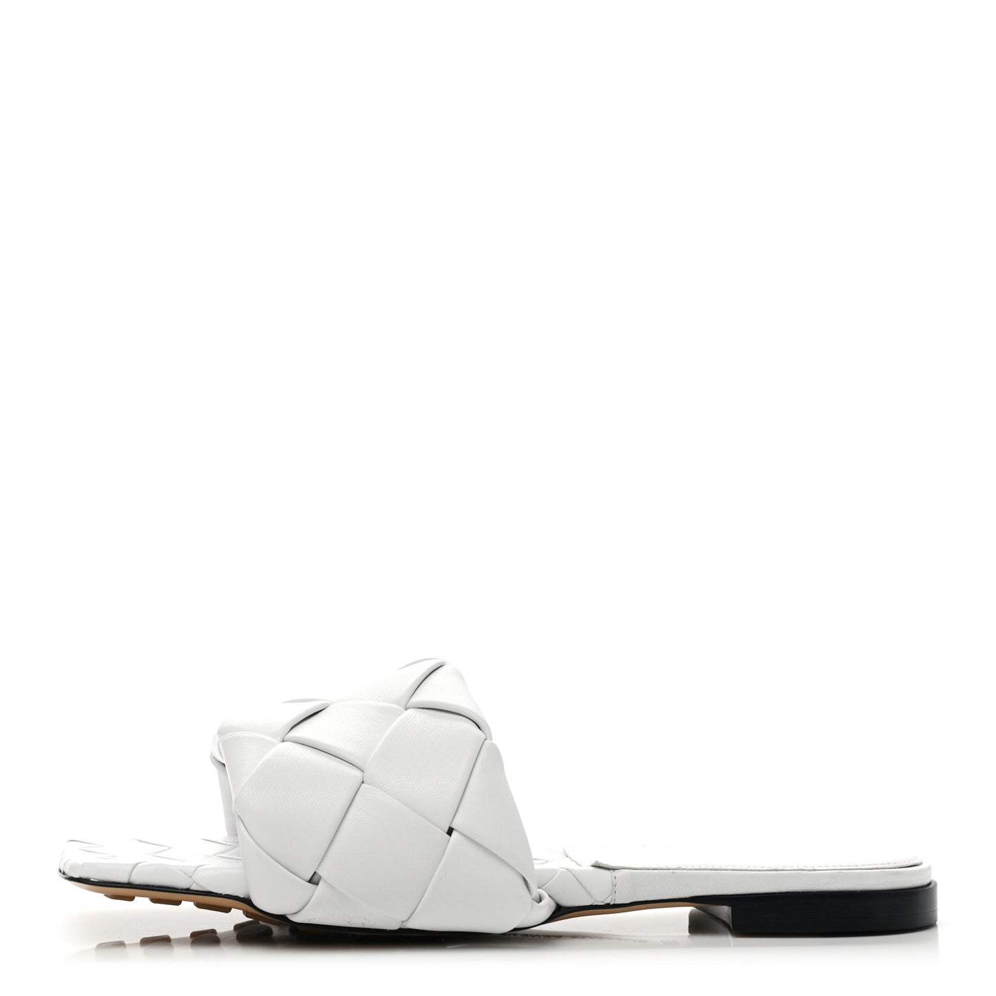 Nappa Maxi Intrecciato Lido Flat Sandals 39 Optic White