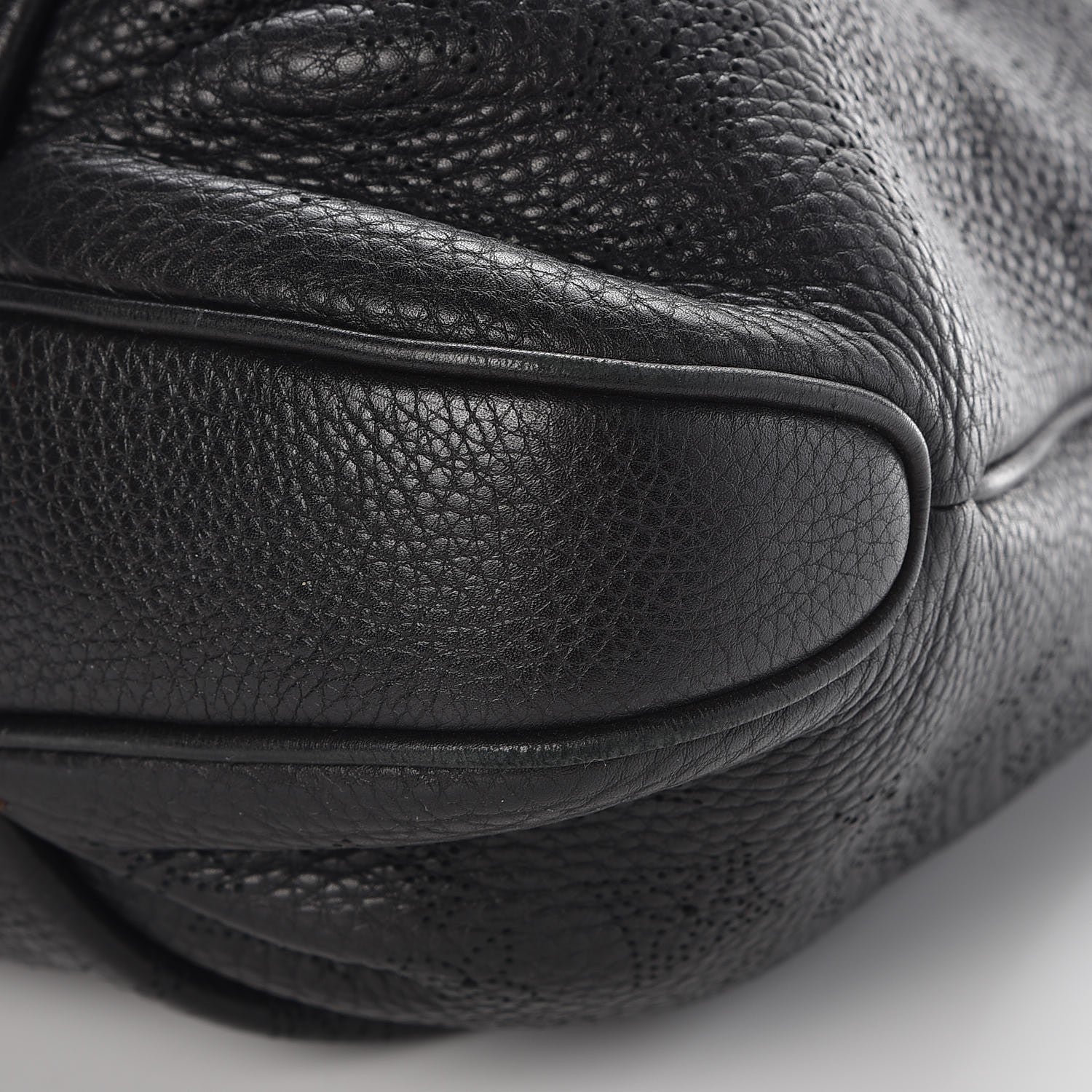 Louis Vuitton Mahina Selene PM Black 10 of 10