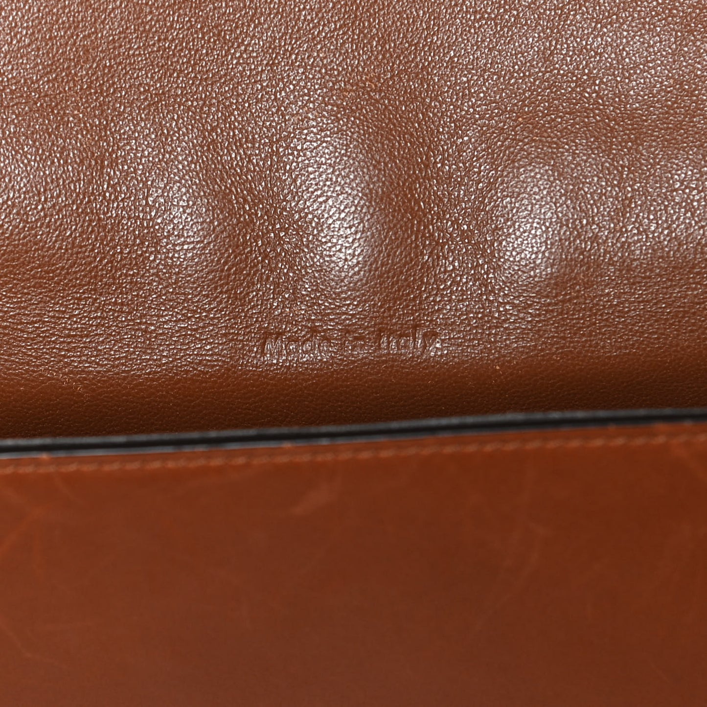 Supersoft Calfskin Medium Trotteur Caramel