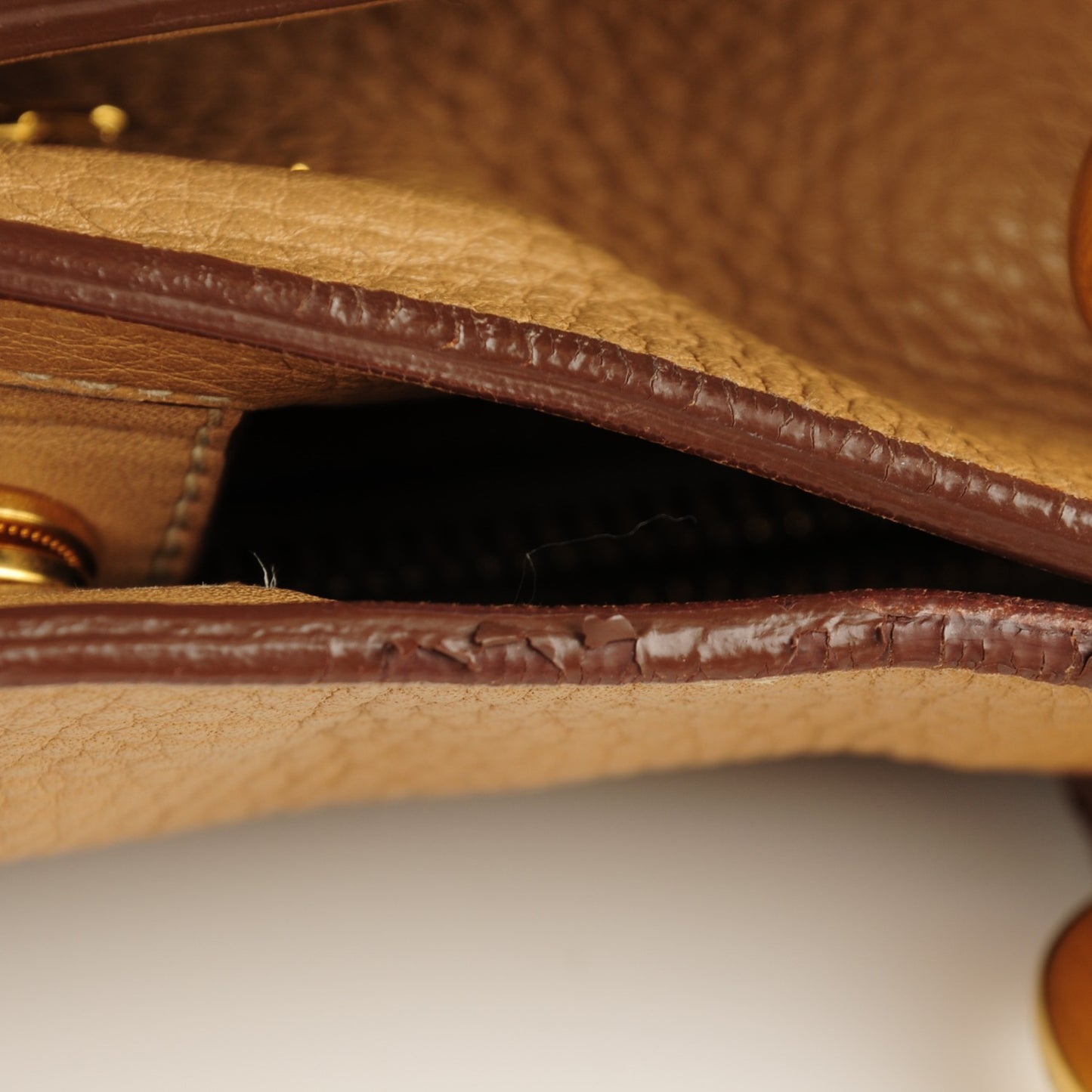 Vitello Daino Side Zip Shopping Tote Sughero