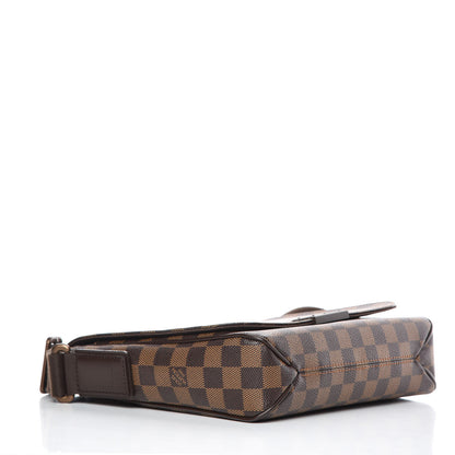 Louis Vuitton Damier Ebene District PM 4 of 10