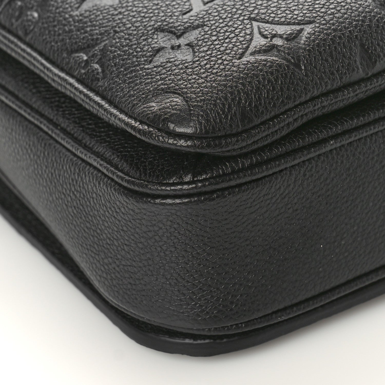 Louis Vuitton Empreinte Pochette Metis Black 8 of 9