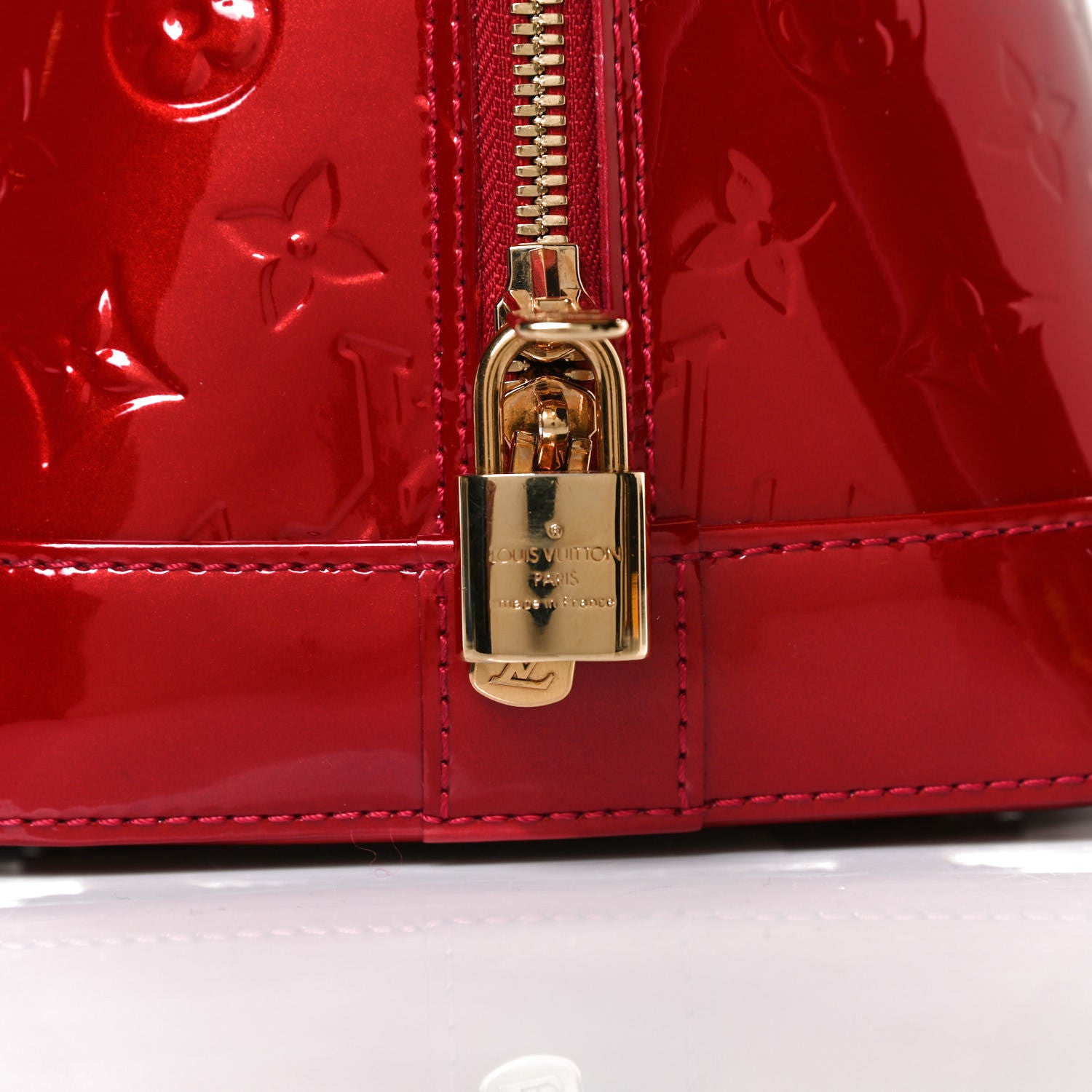 Louis Vuitton Vernis Alma GM Pomme D'Amour 13 of 14