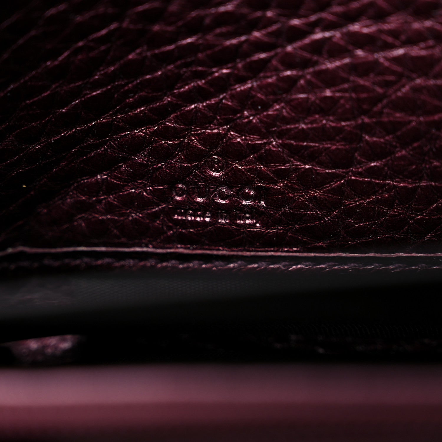 Gucci Metallic Cellarius Calfskin Soho Zip Around Wallet Classic Burgundy 6 of 11
