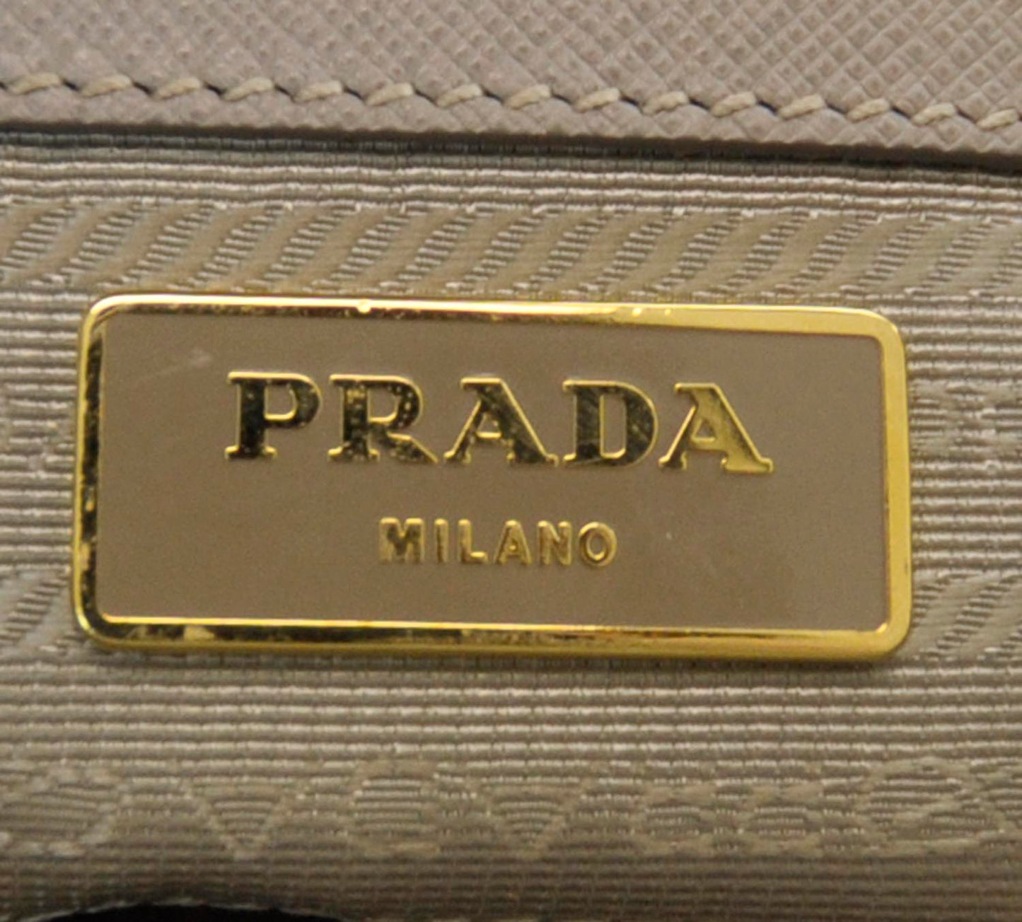 Saffiano Lux Double Zip Tote Pomice