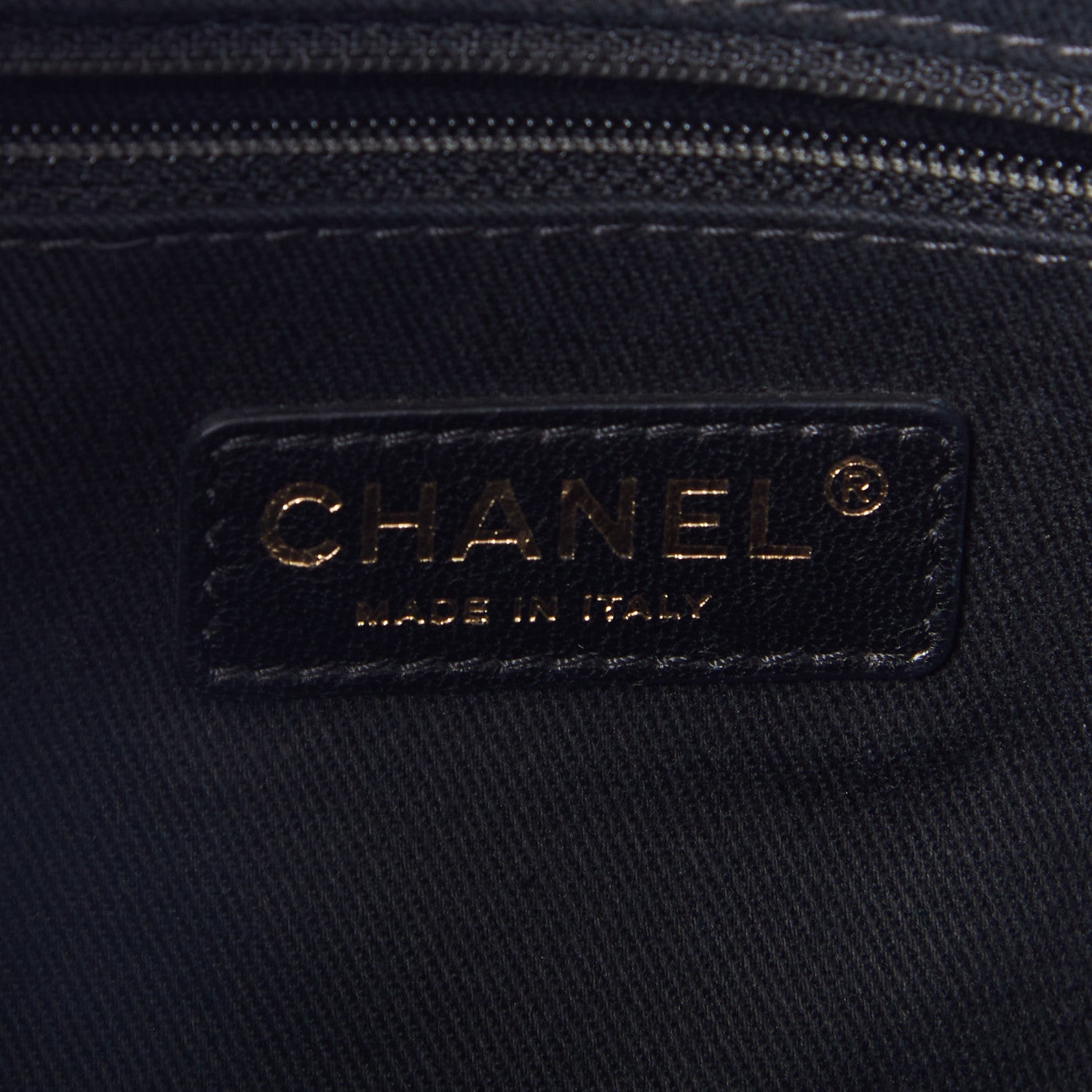 Chanel Iridescent Caviar Quilted Country Chic Hobo Black 9 of 10