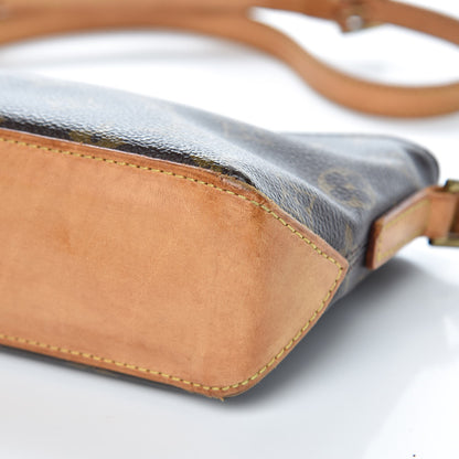 Louis Vuitton Monogram Trotteur 13 of 13