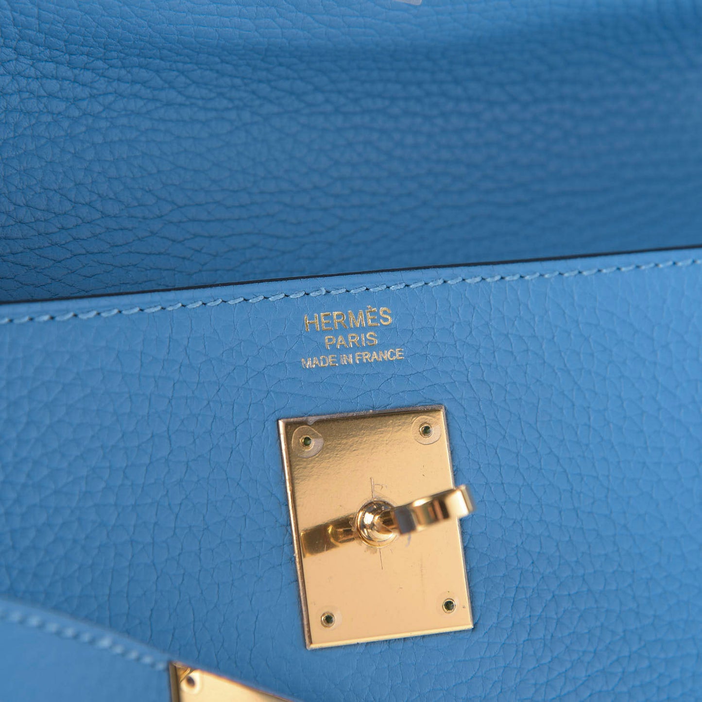 Taurillon Clemence Kelly Retourne 32 Bleu Paradis