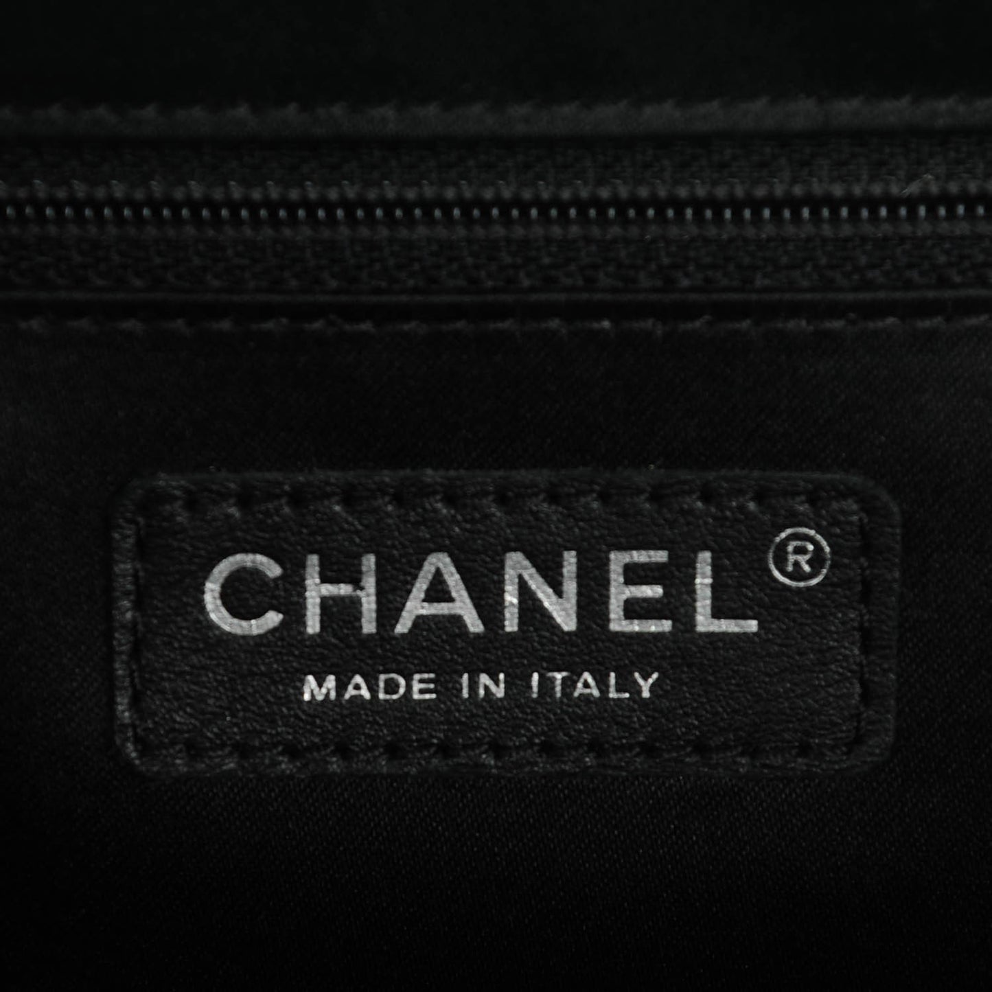 Caviar Quilted XL Grand Shopping Tote GST Black