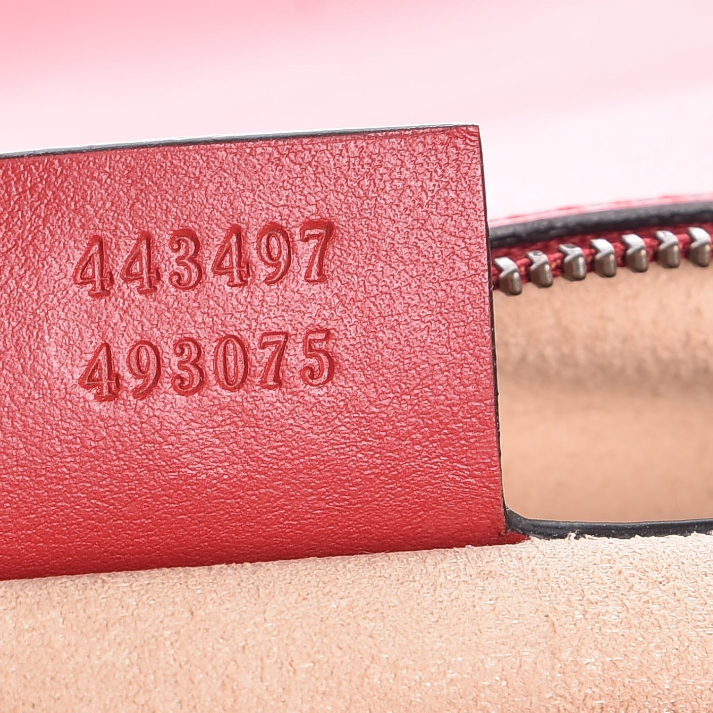 Calfskin Matelasse Small GG Marmont Shoulder Bag Hibiscus Red