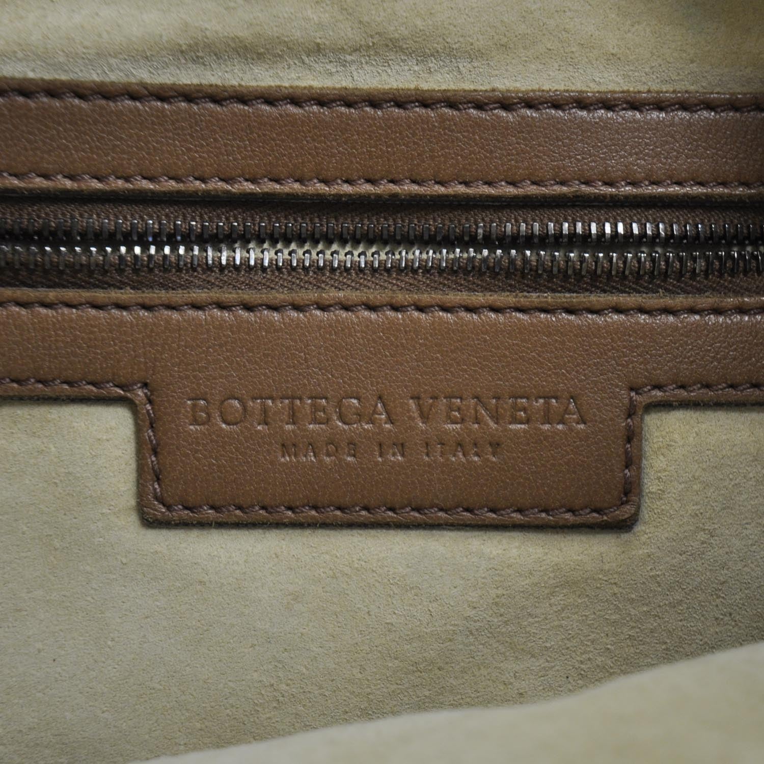 Bottega Veneta Perforated Ruffle Medium Veneta Hobo 6 of 9