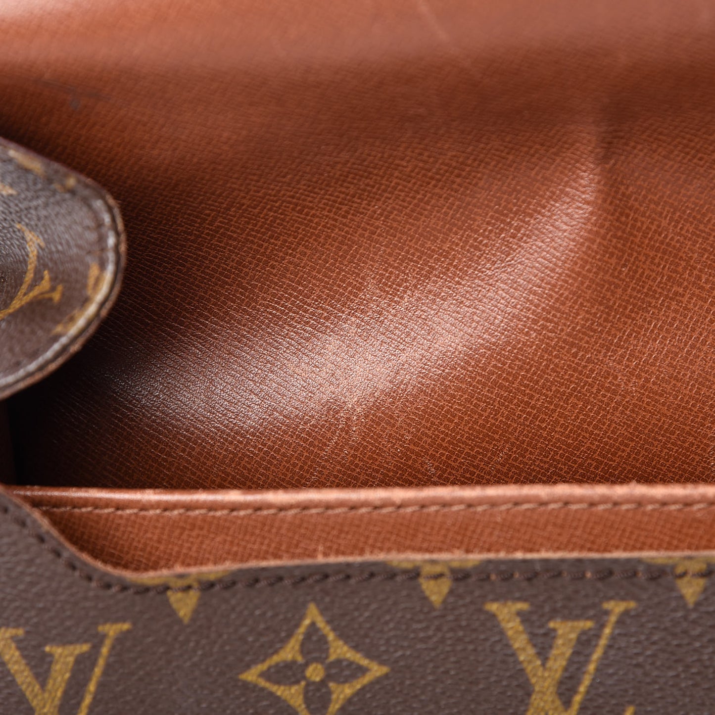 Monogram Cartouchiere 22
