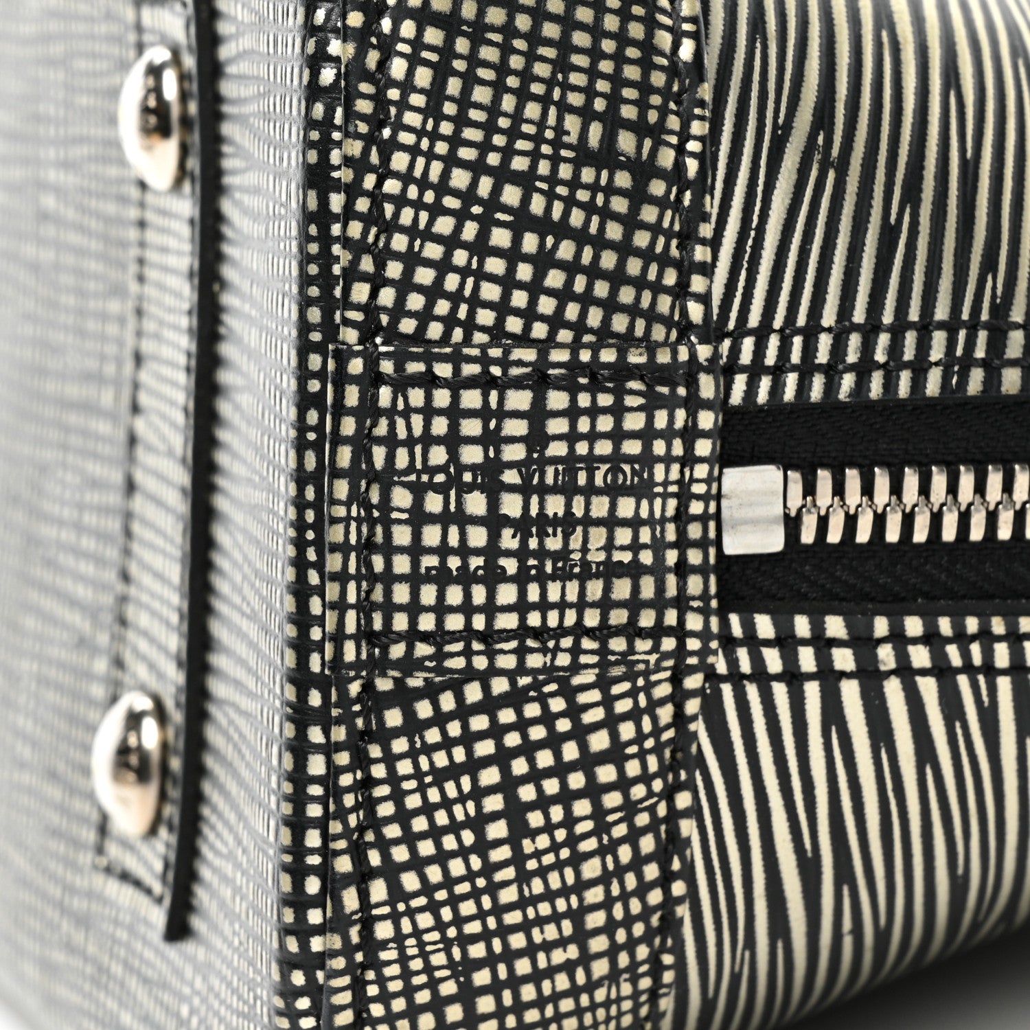 Louis Vuitton Epi Alma BB Platine 6 of 9