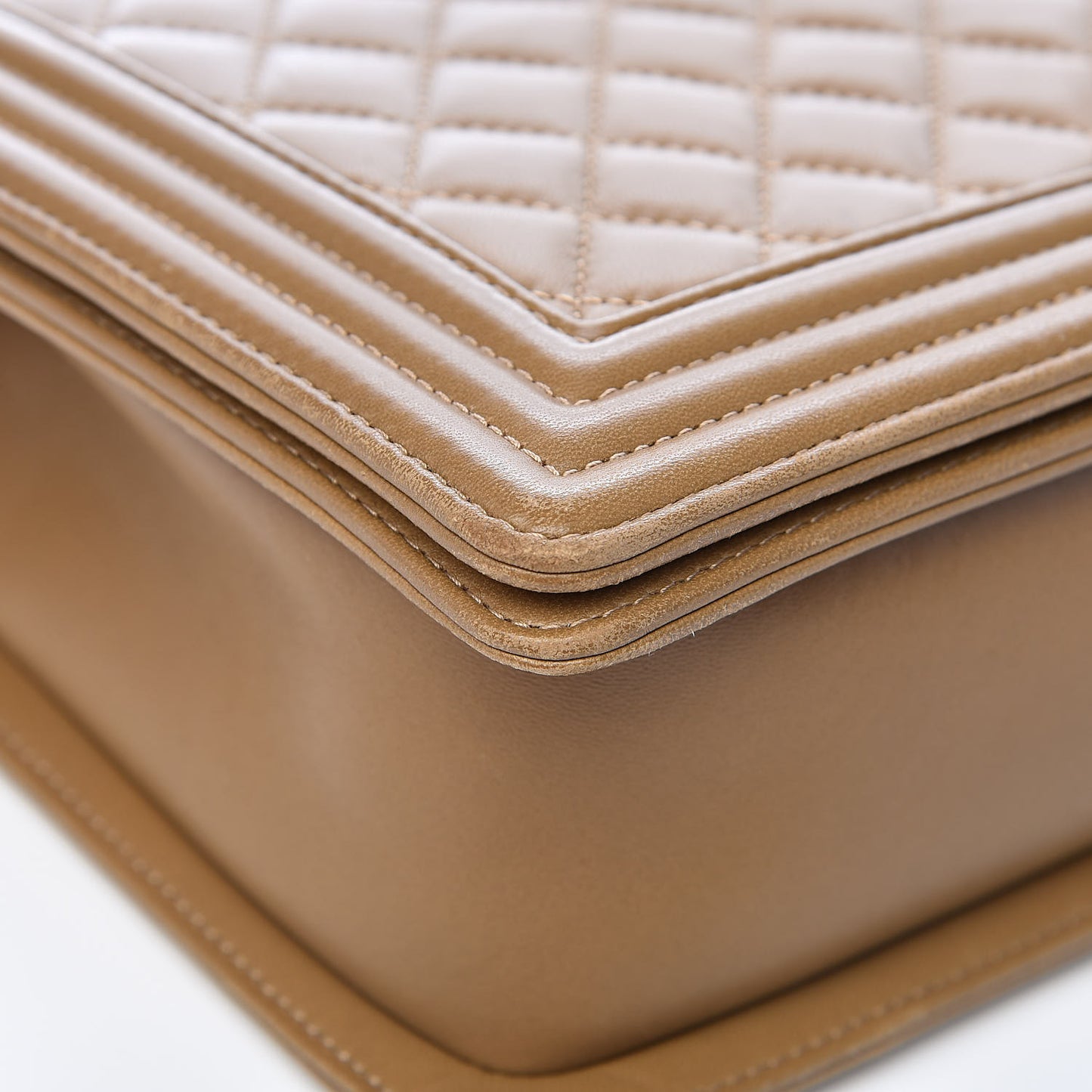 Lambskin Quilted New Medium Boy Flap Beige