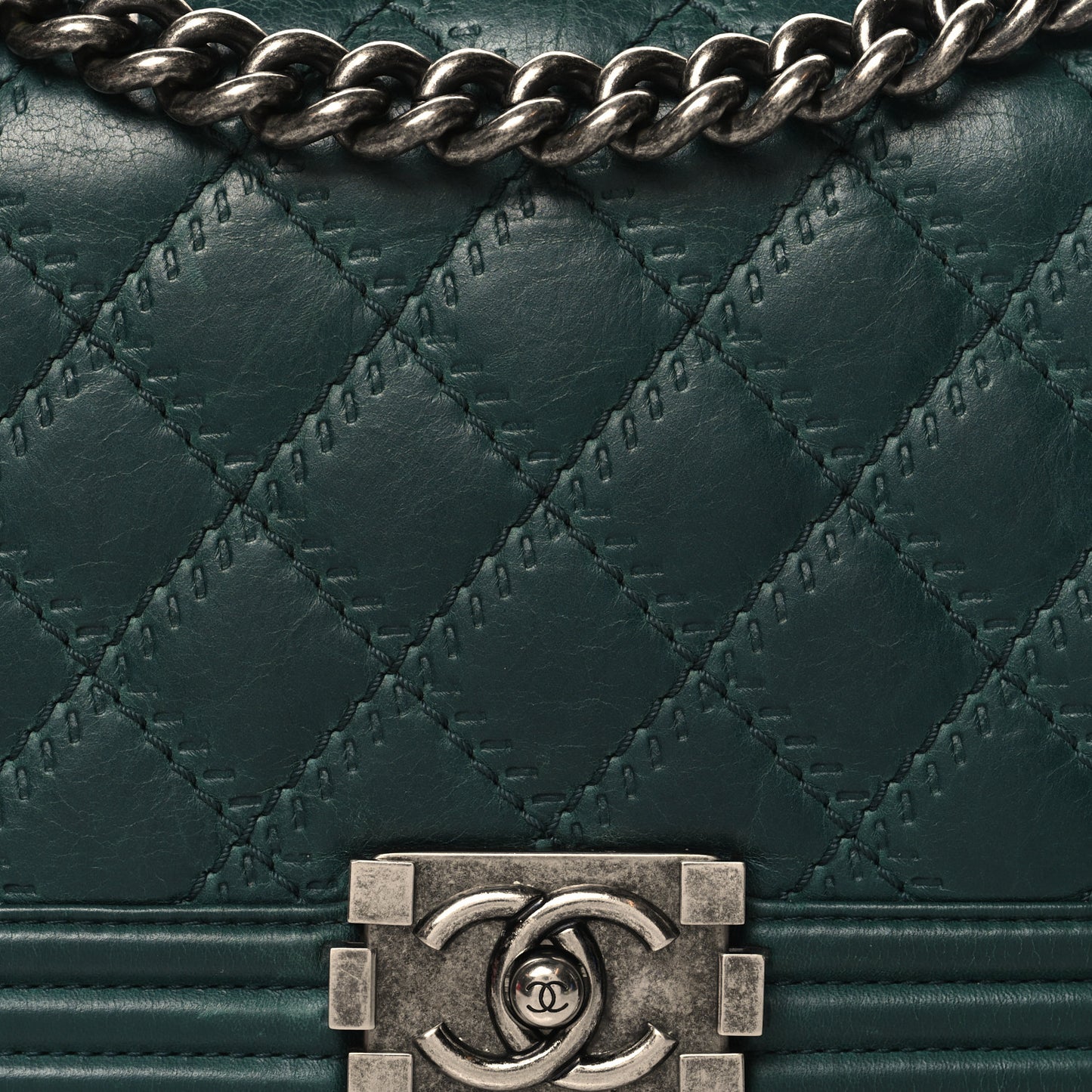 Calfskin Double Stitch Medium Boy Flap Green