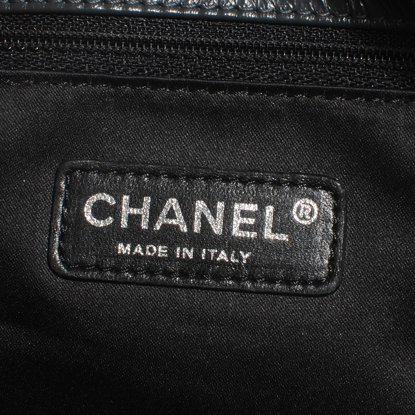 Glazed Calfskin Twisted Maxi Flap Grey