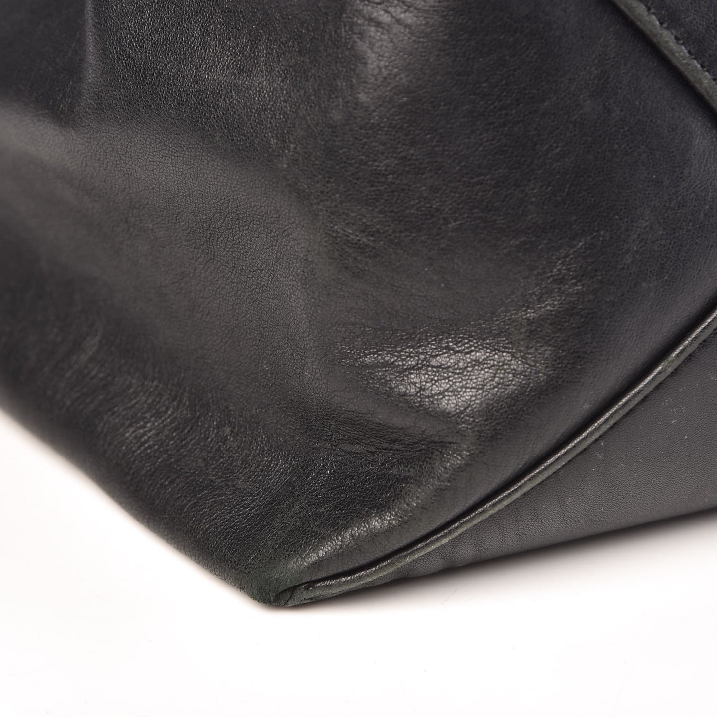 Grained Calfskin Horizontal Cabas Black