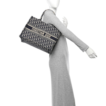 Christian Dior Oblique Medium Book Tote Blue Multicolor 2 of 16