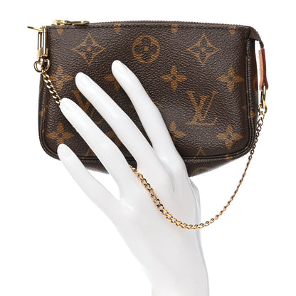 Louis Vuitton Monogram Mini Pochette Accessories 2 of 8