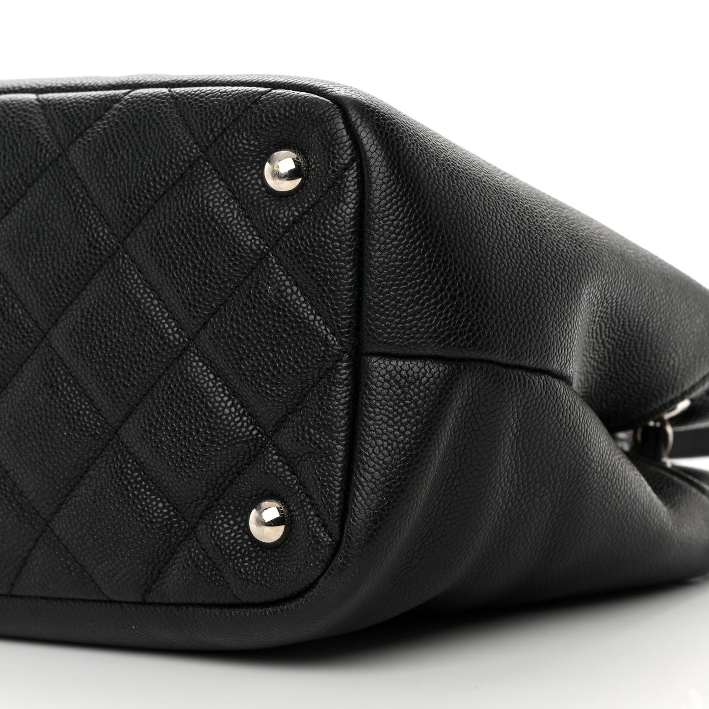 Caviar Timeless CC Soft Tote Black