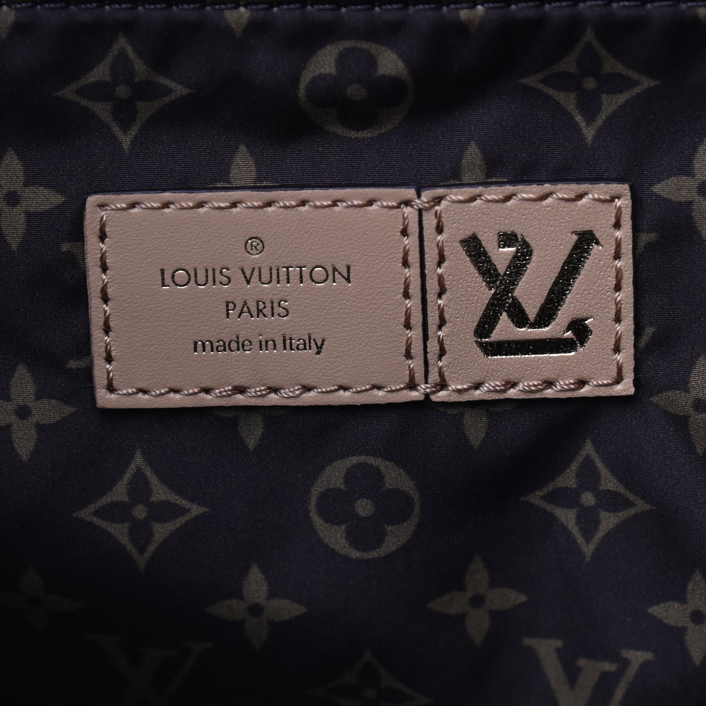 Nylon Monogram Giant Onthego GM Beige