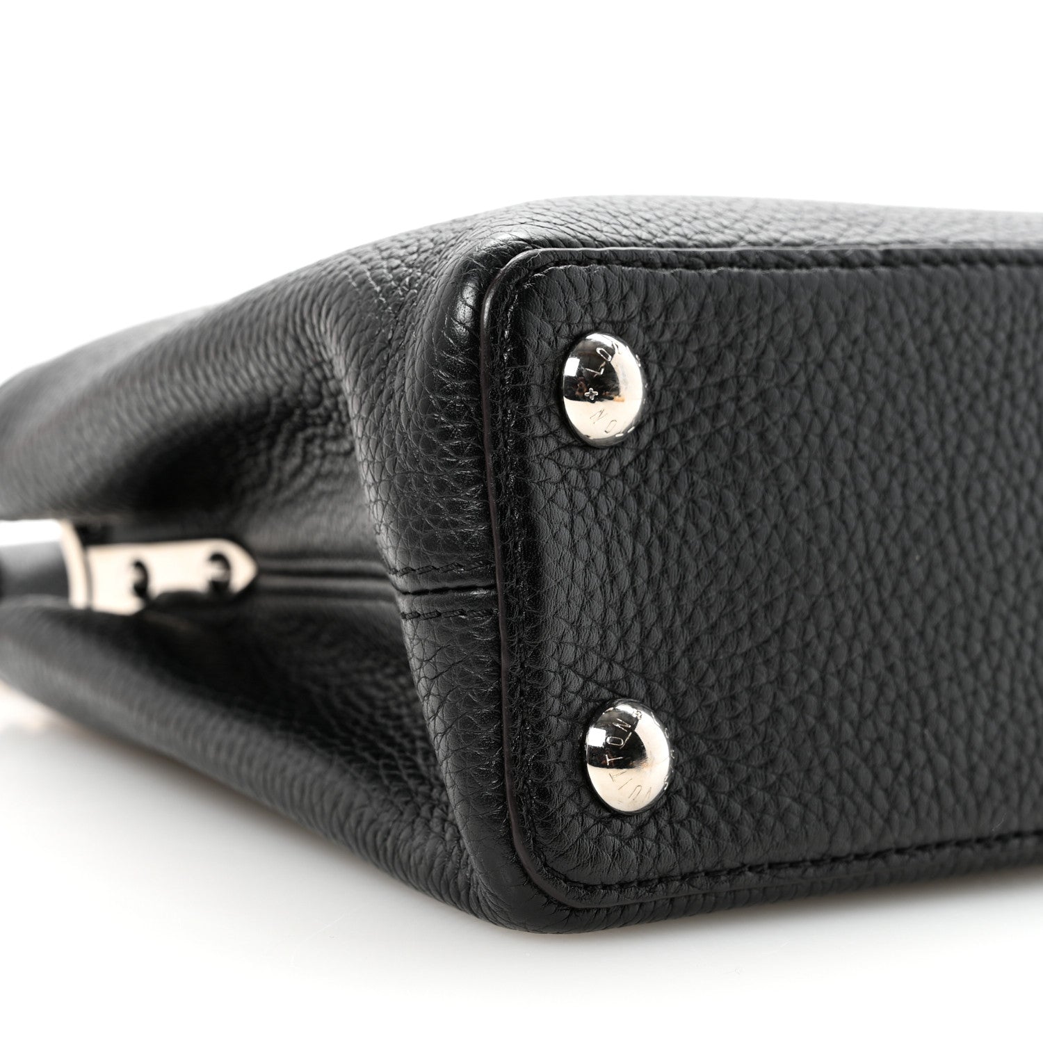 Louis Vuitton Taurillon Capucines BB Black 7 of 8