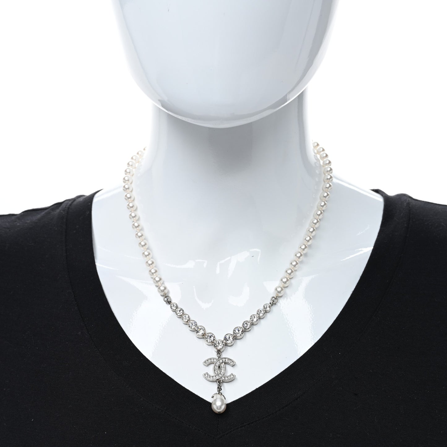 Pearl Crystal CC Short Necklace Silver