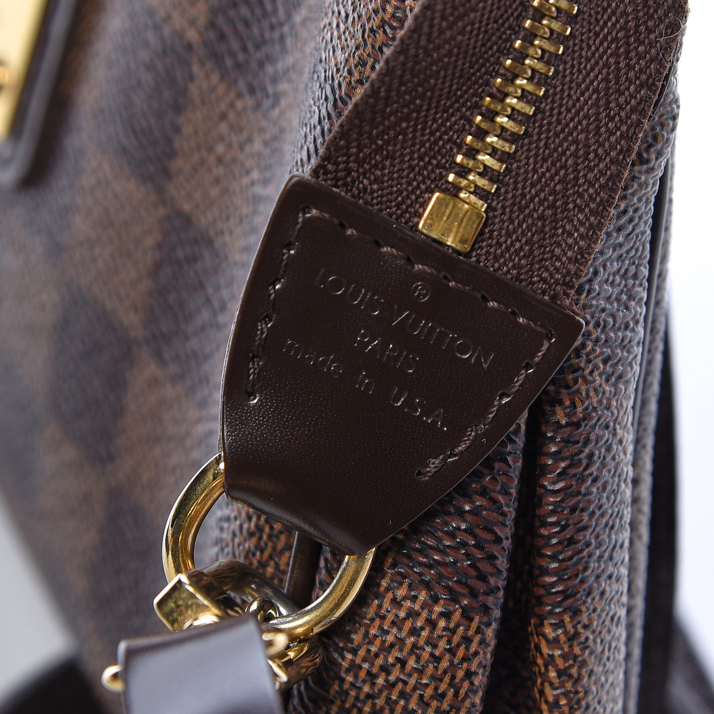 Damier Ebene Eva Clutch