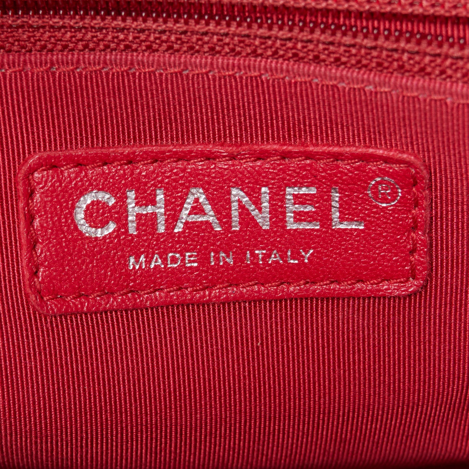 Chanel Iridescent Lambskin Calfskin Quilted Medium Gabrielle Hobo Light Purple 6 of 10