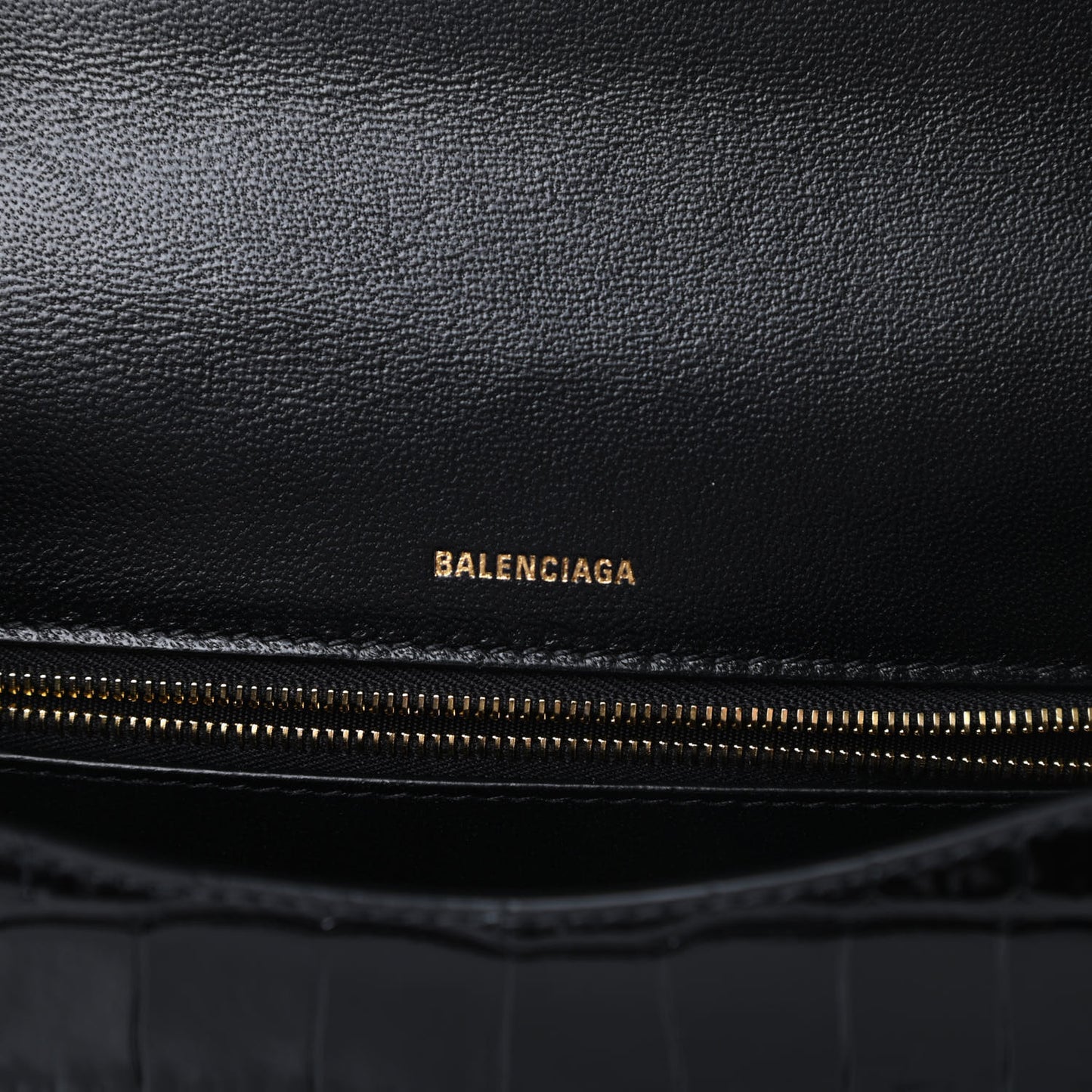 Shiny Calfskin Crocodile Embossed Ghost Sling Bag Black