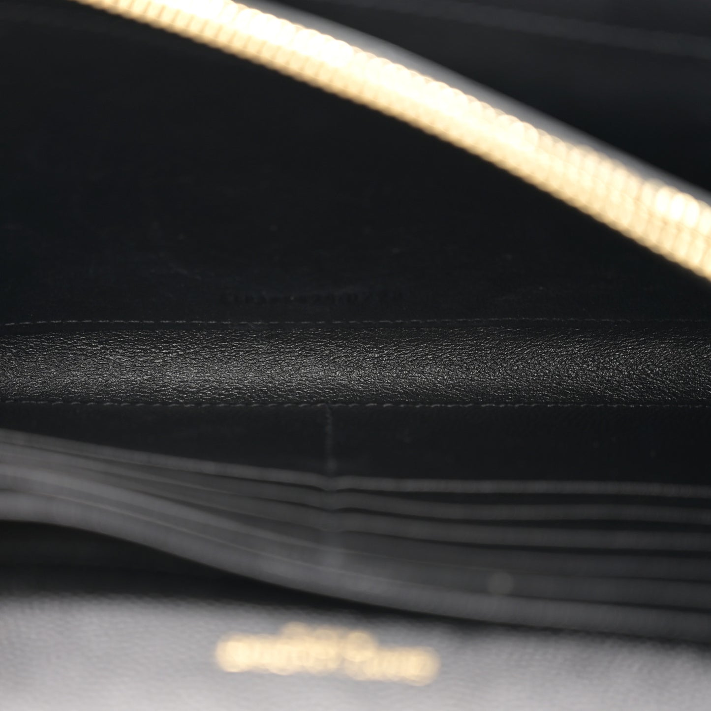 Grain De Poudre Matelasse Chevron Monogram Chain Wallet Black