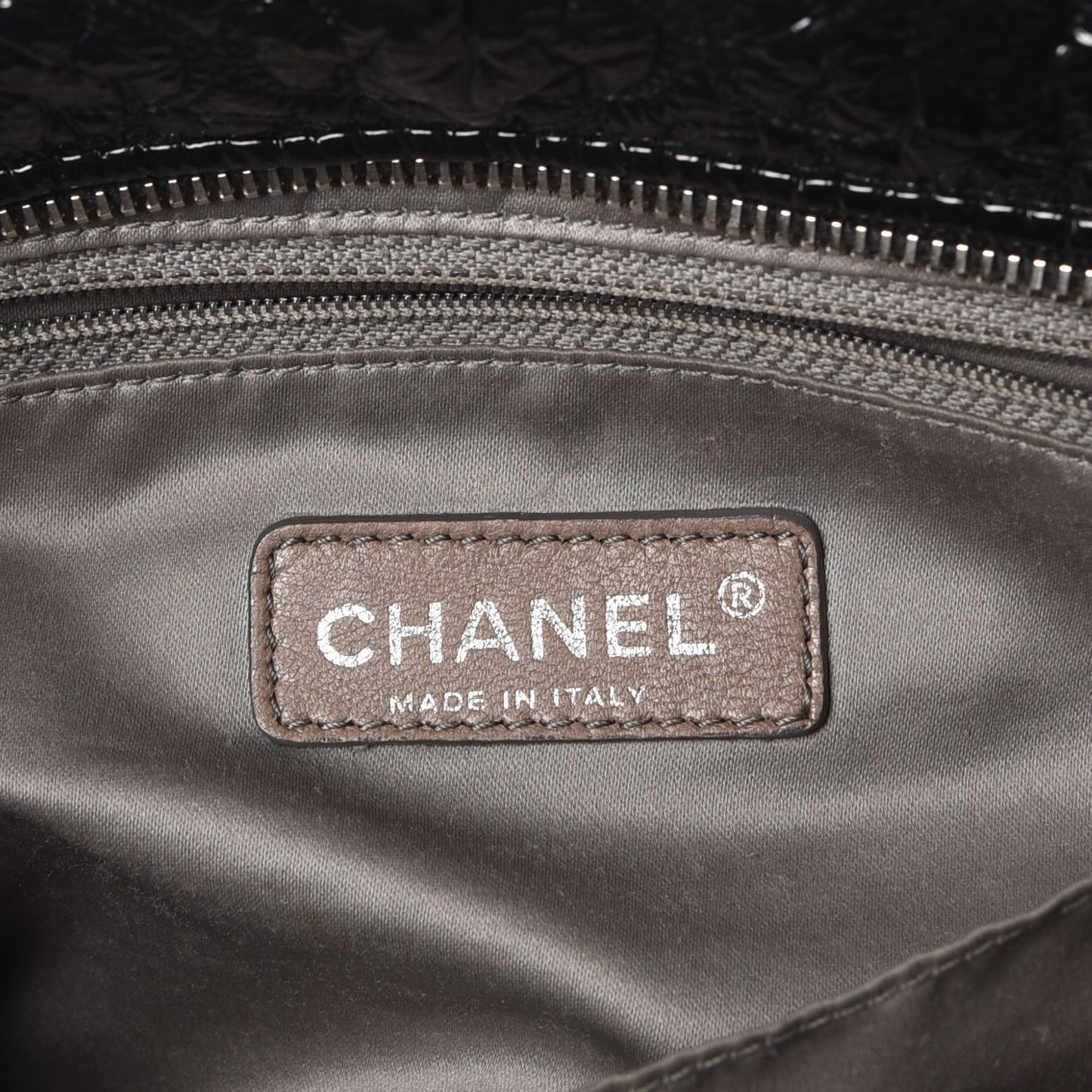 Vinyl Rock in Moscow Tote Black