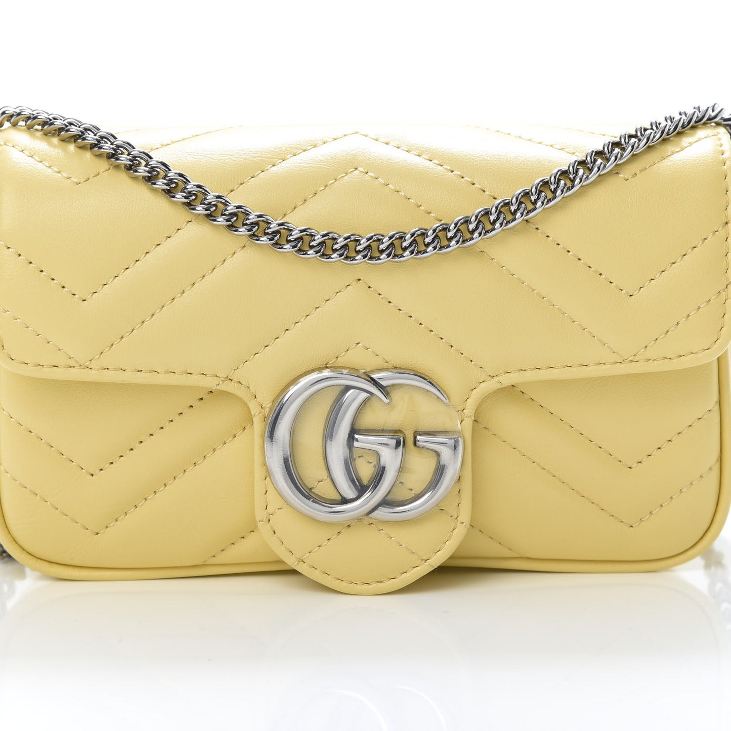 Calfskin Matelasse Super Mini GG Marmont Shoulder Bag Banana