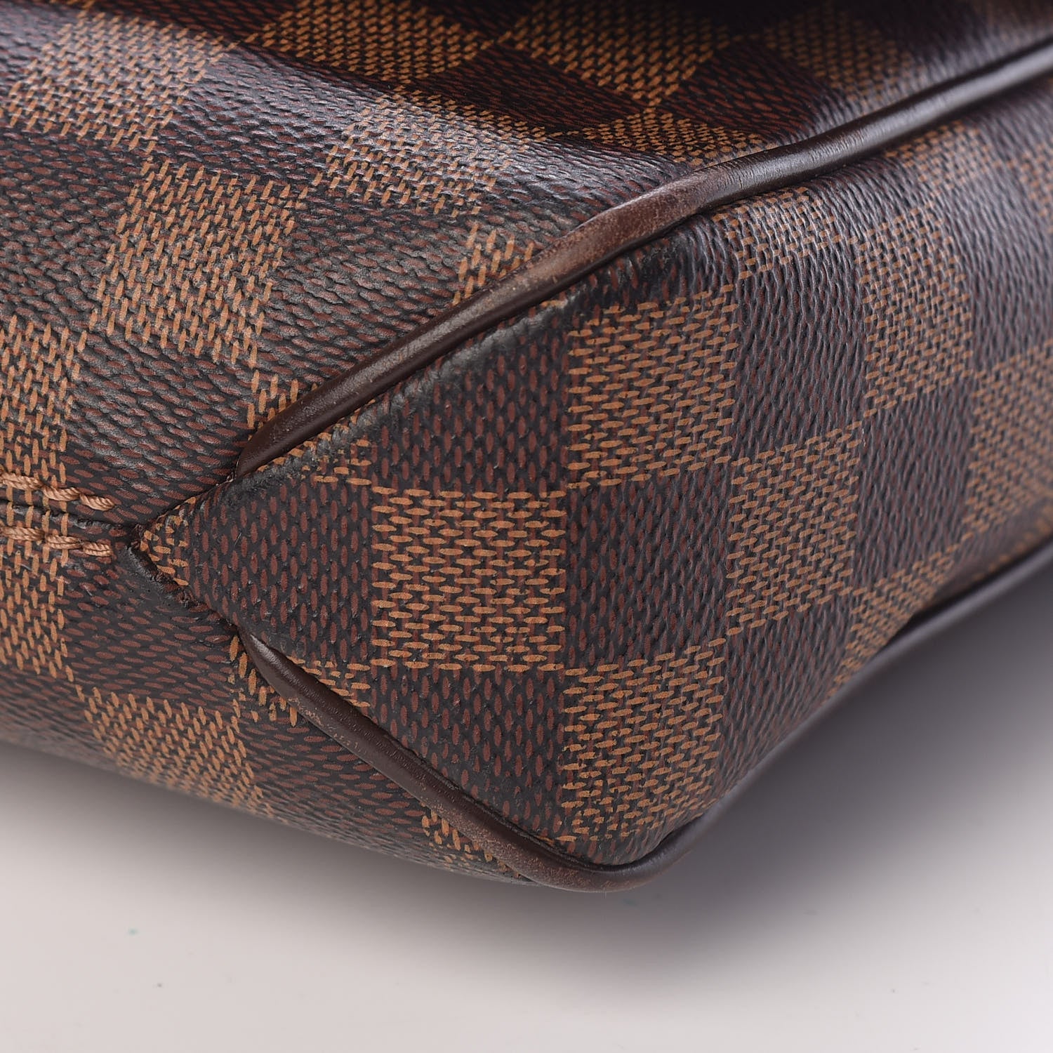 Louis Vuitton Damier Ebene District PM 10 of 11