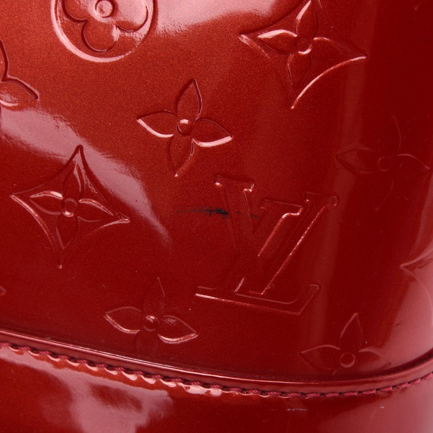 Louis Vuitton Vernis Alma GM Pomme D'Amour 17 of 19